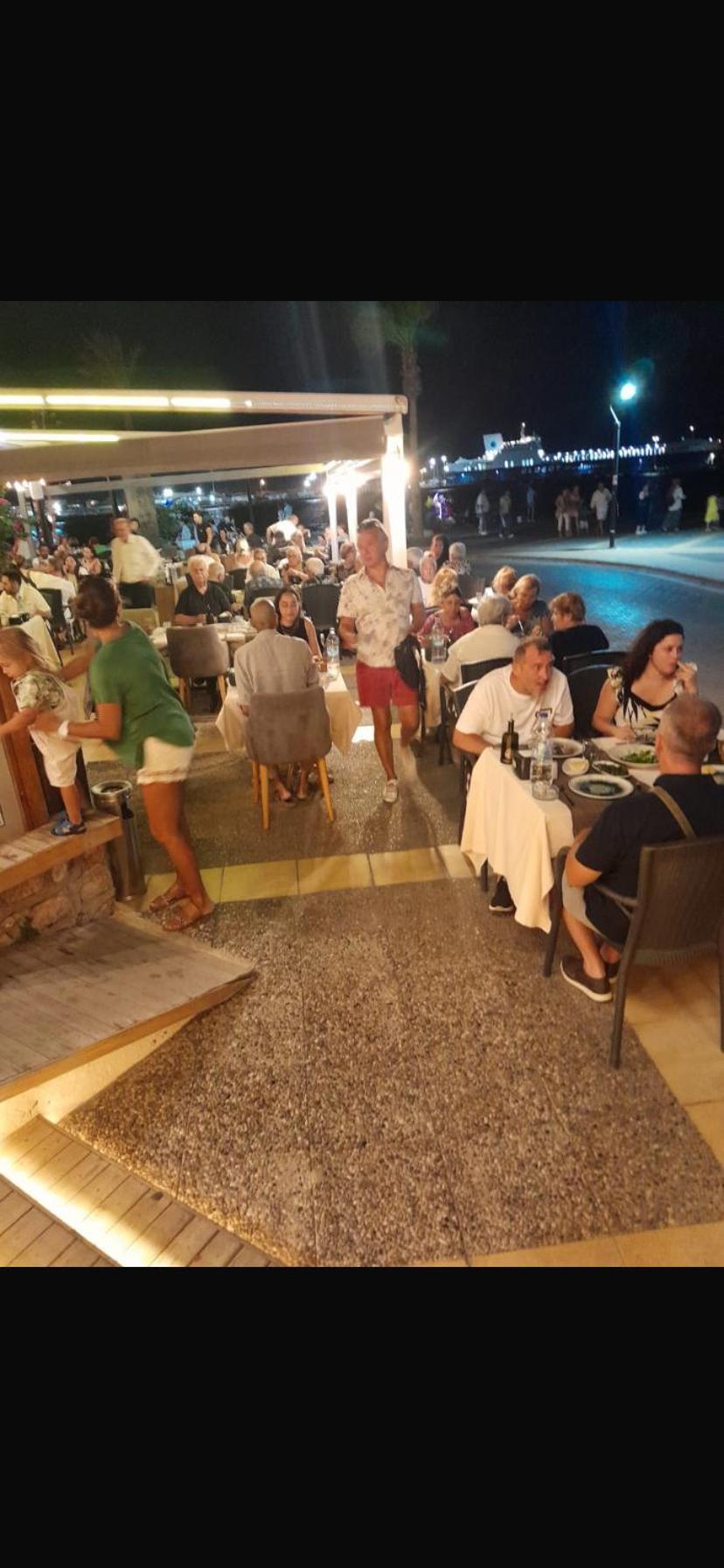 Pasifik Hotel Çeşme Esterno foto