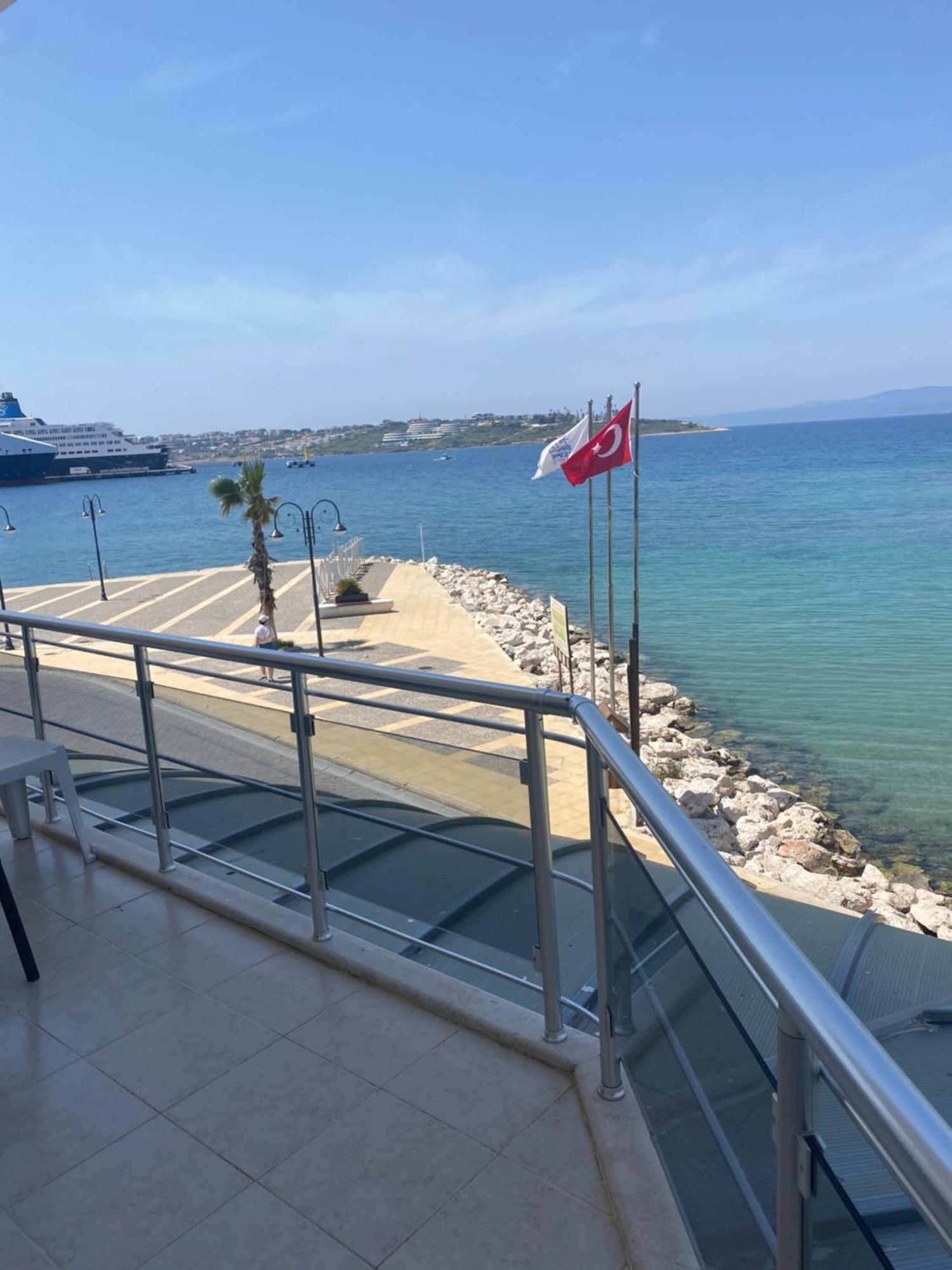 Pasifik Hotel Çeşme Esterno foto